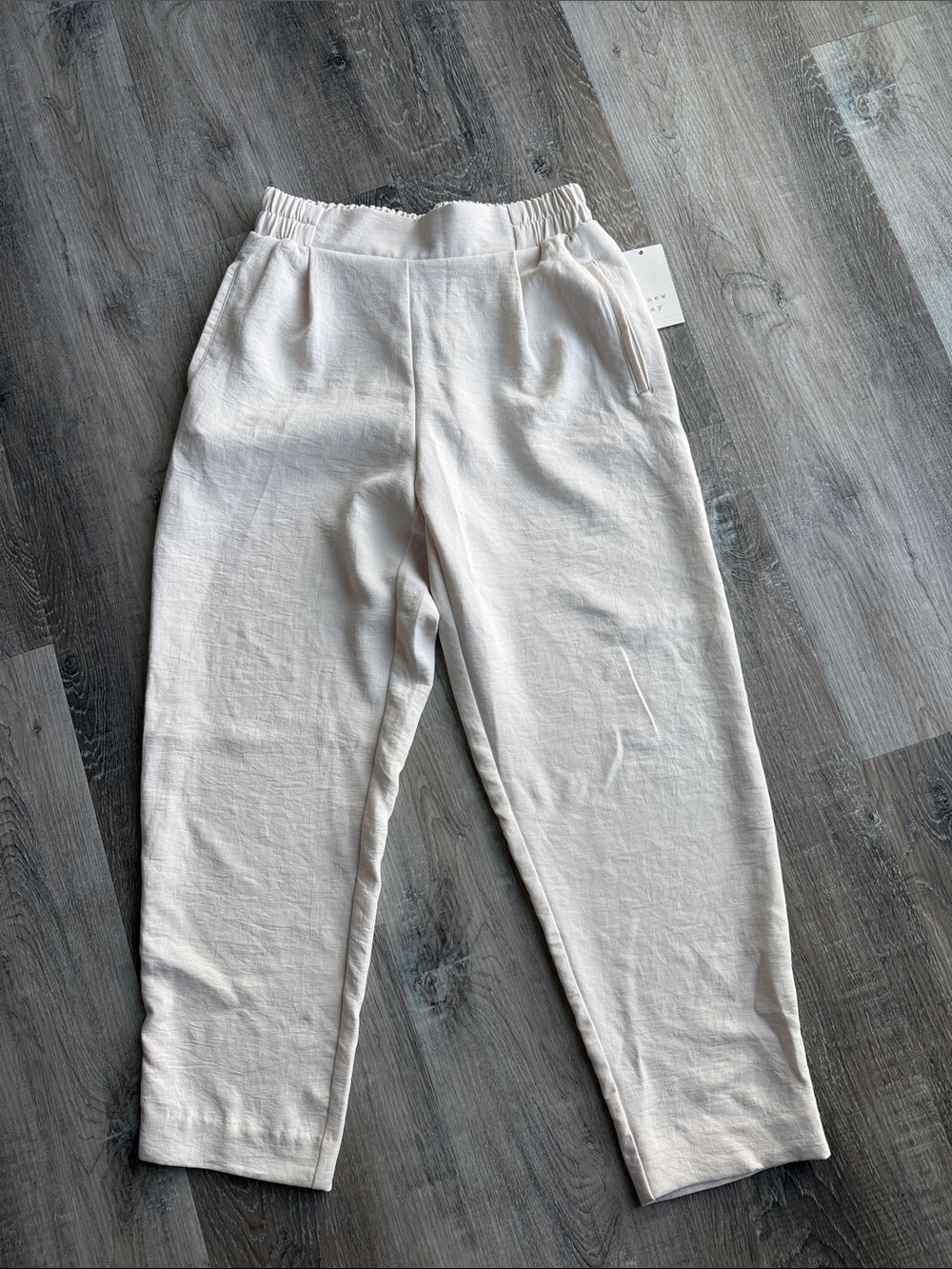 NWT A New Day Cream Pull-On Pants sz s